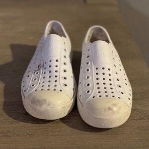 Native Jefferson shoes white C13